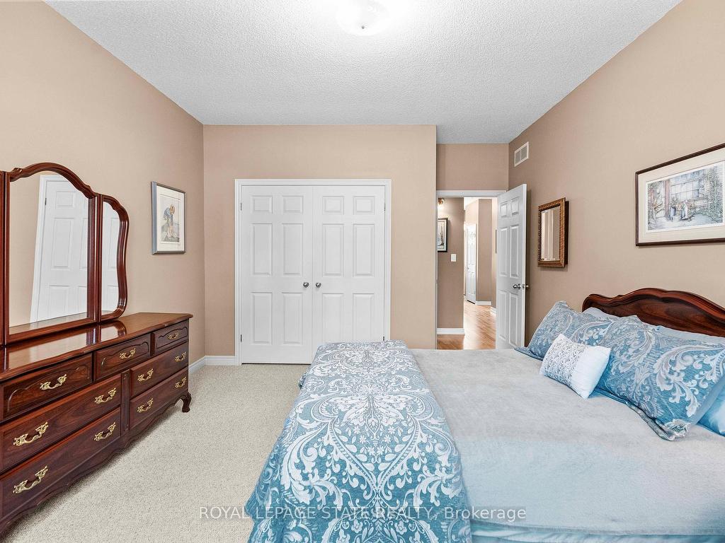 









36


Twentyplace

Boulevard,
Hamilton,




ON
L0R 1W0

