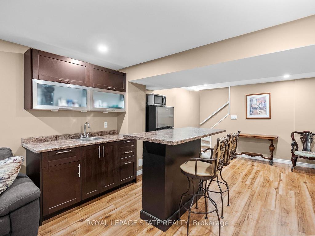 









36


Twentyplace

Boulevard,
Hamilton,




ON
L0R 1W0

