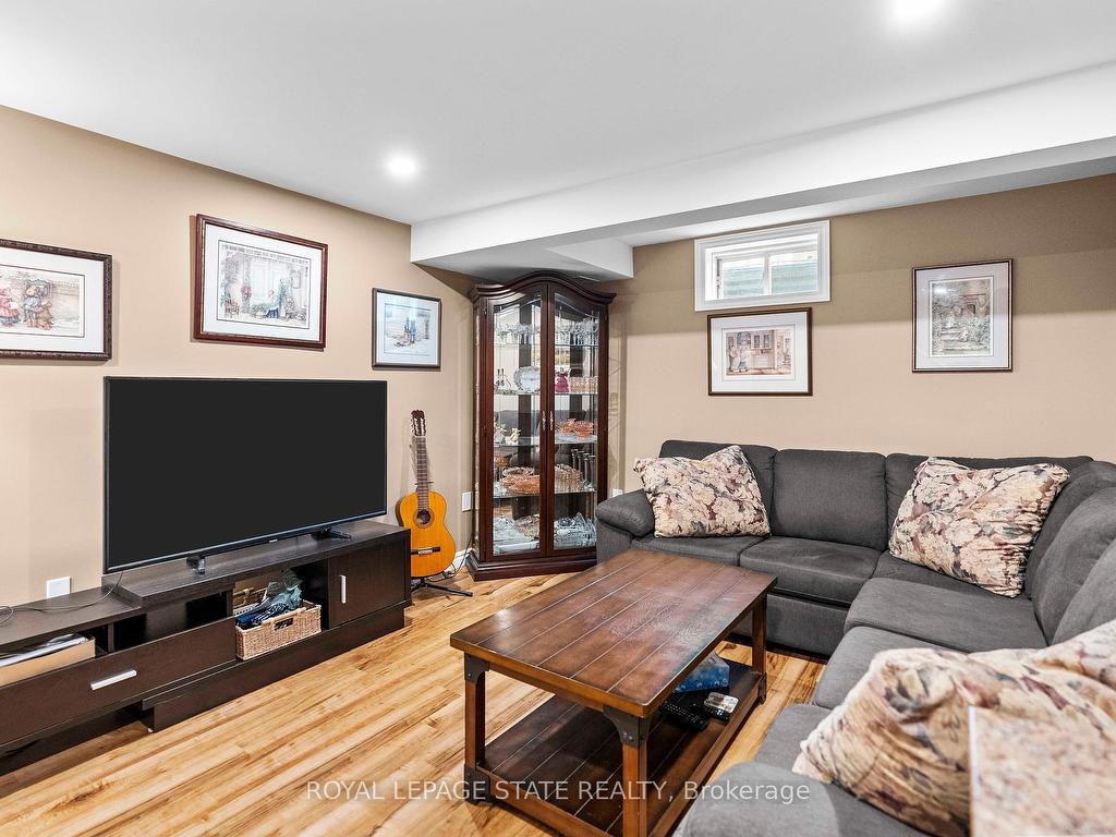 









36


Twentyplace

Boulevard,
Hamilton,




ON
L0R 1W0

