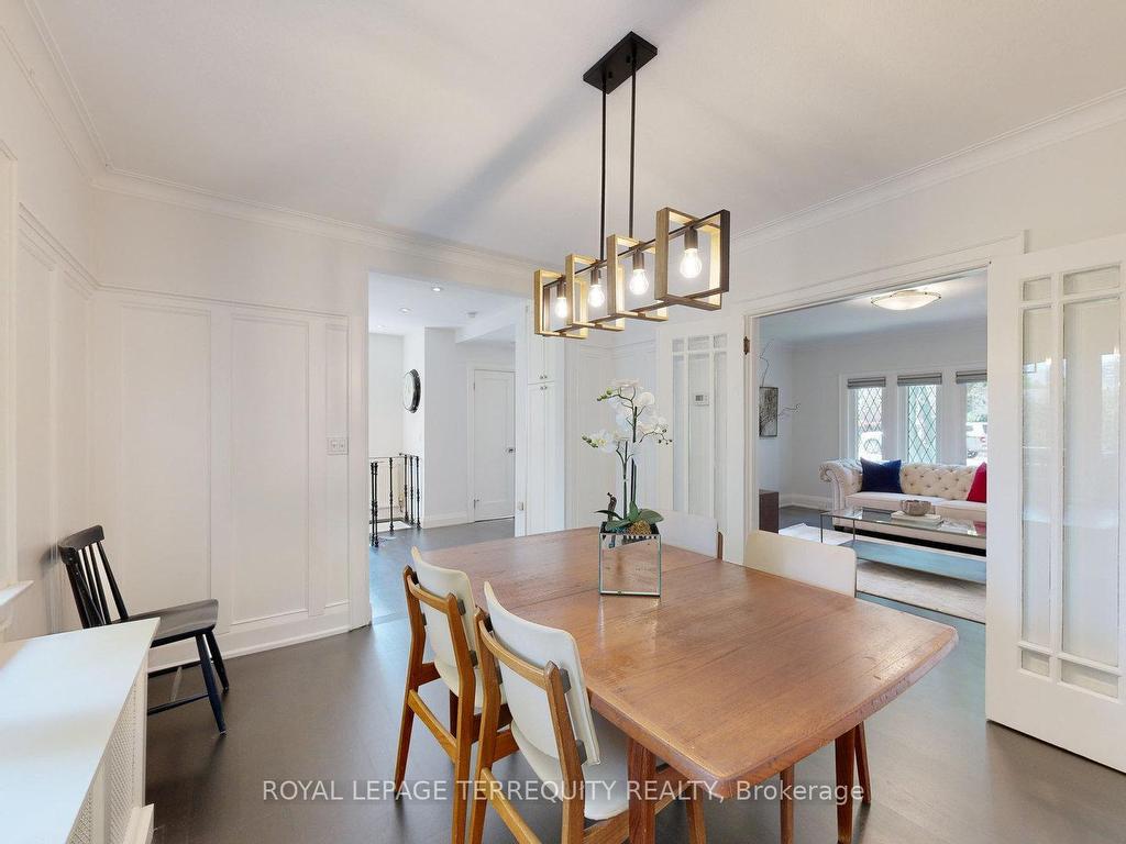 









65


Burnhamthorpe

Crescent,
Toronto,




ON
M9A 1G6


