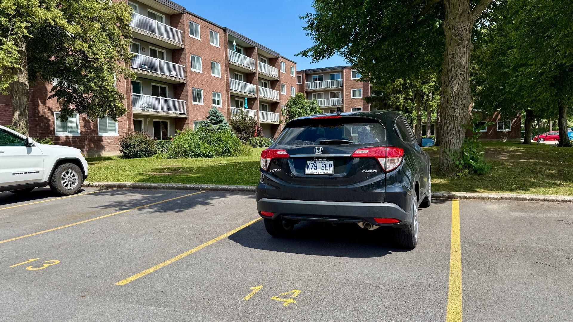 









350


Rue Querbes

, 318,
Vaudreuil-Dorion,




QC
J7V6B6

