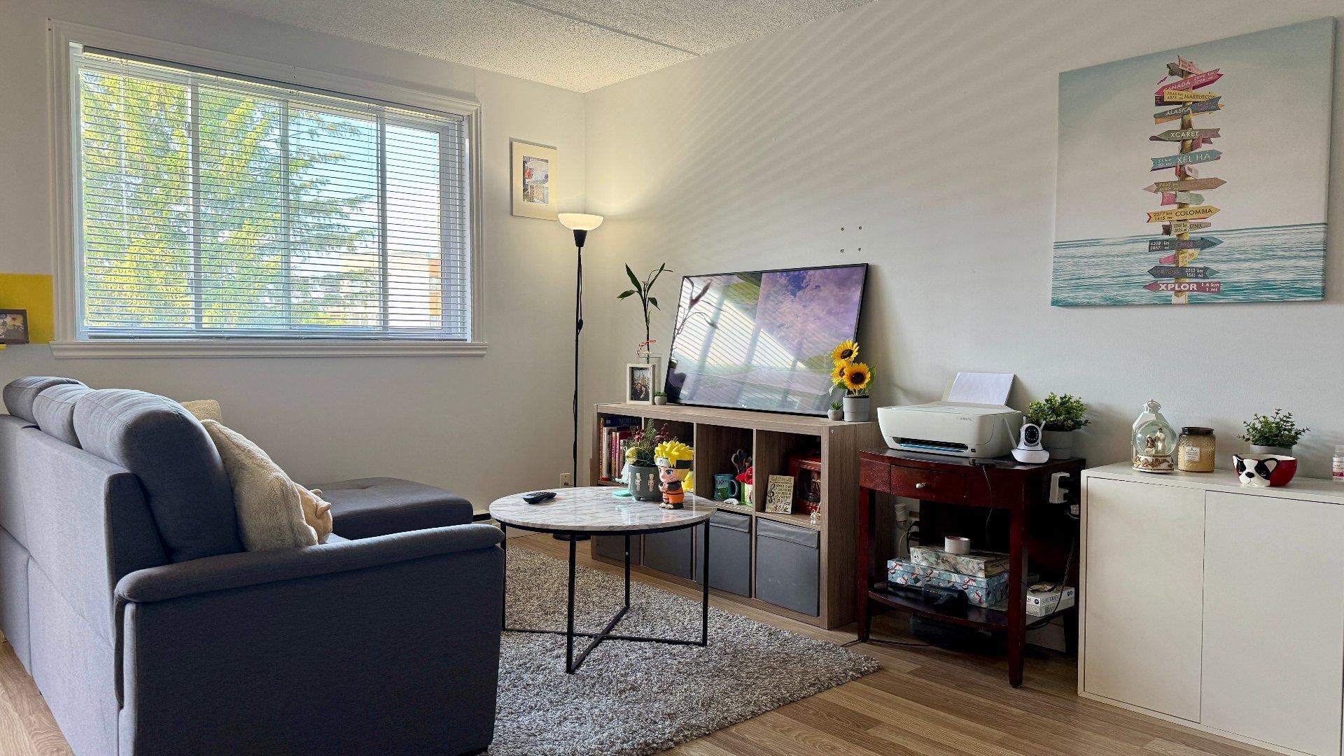 









350


Rue Querbes

, 318,
Vaudreuil-Dorion,




QC
J7V6B6

