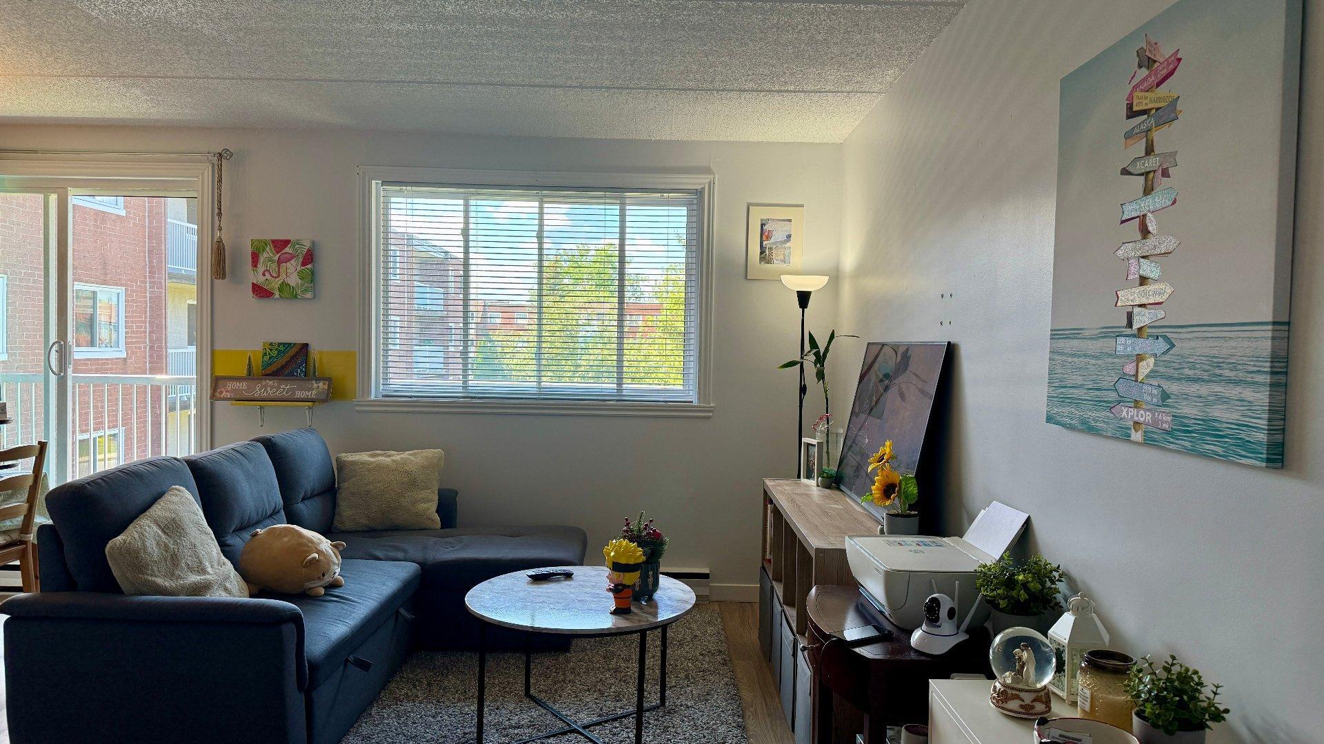 









350


Rue Querbes

, 318,
Vaudreuil-Dorion,




QC
J7V6B6

