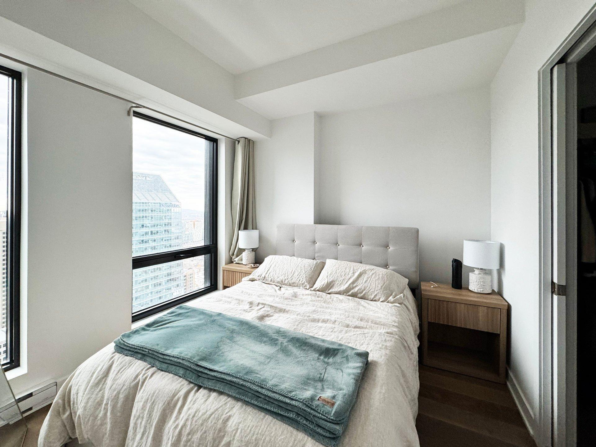 









1288


Av. des Canadiens-de-Montréal

, 3206,
Montréal (Ville-Marie),




QC
H3C0X6

