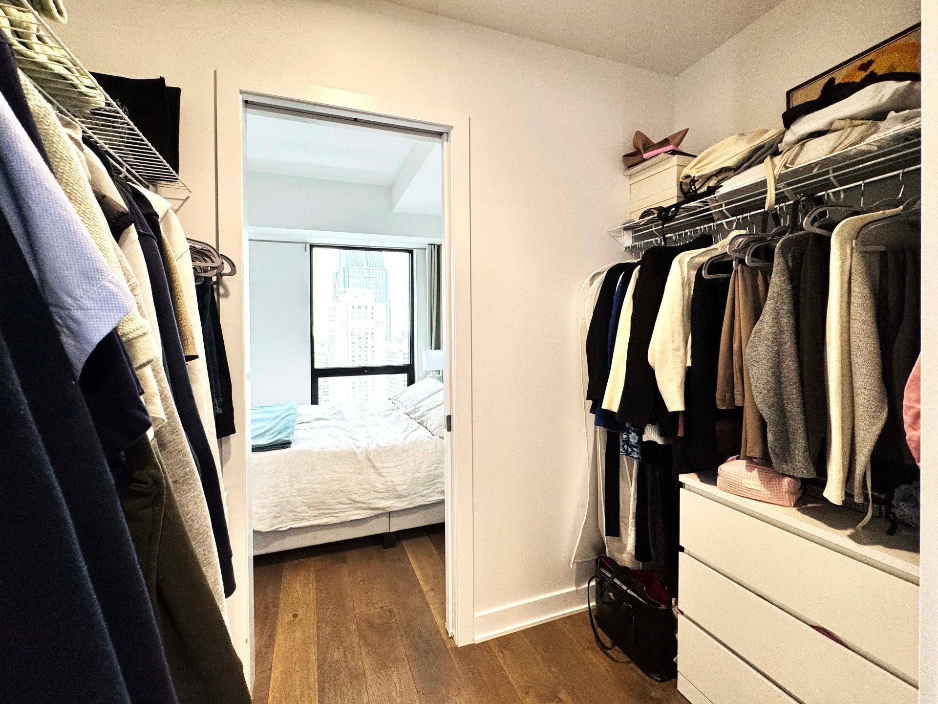 









1288


Av. des Canadiens-de-Montréal

, 3206,
Montréal (Ville-Marie),




QC
H3C0X6

