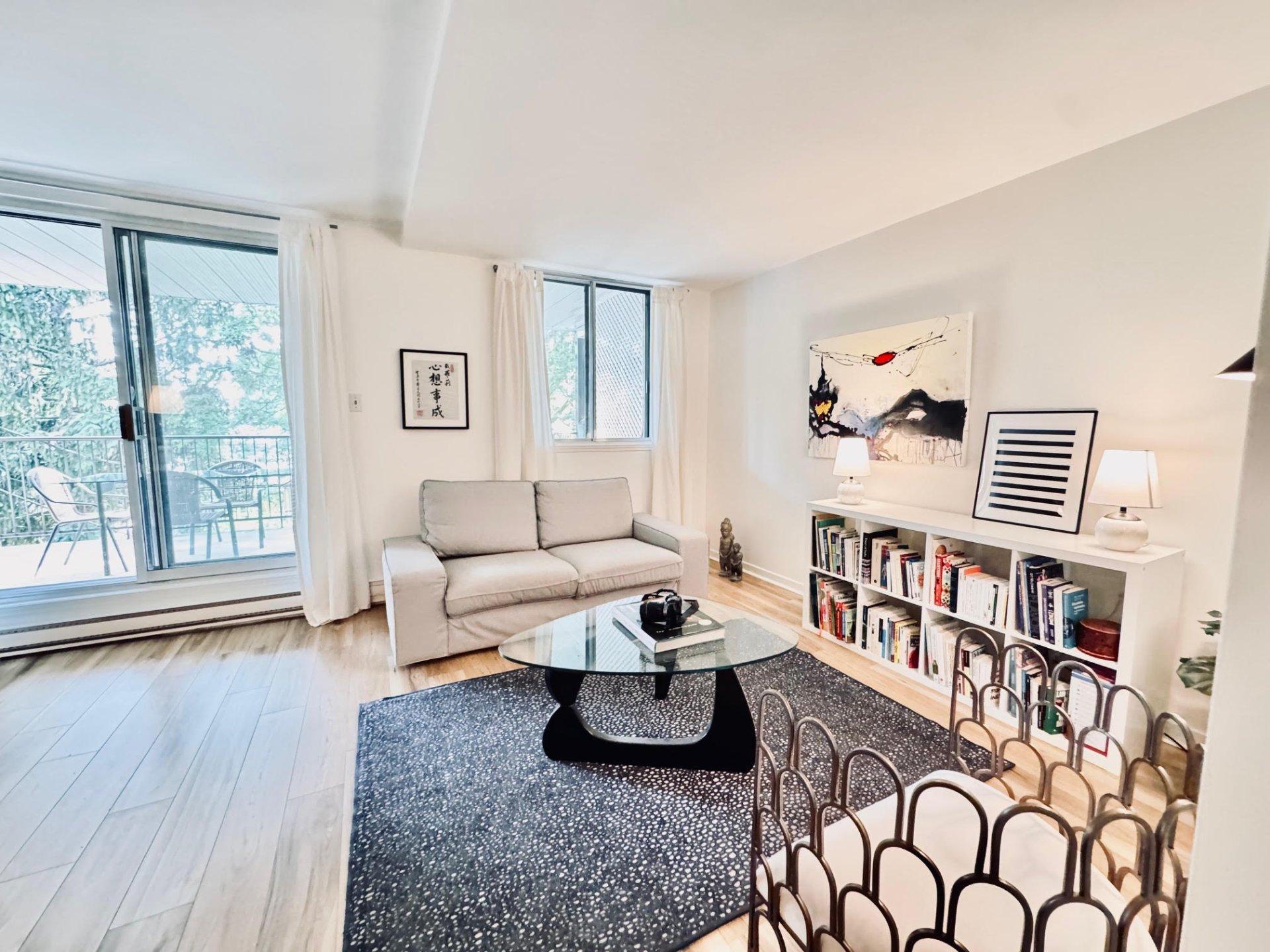 









4340


Rue de la Seine

, 301,
Laval (Chomedey),




QC
H7W2S3

