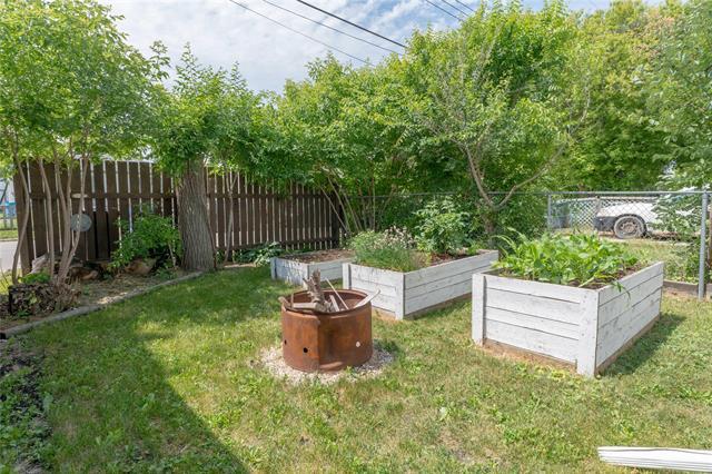 









1432


Pacific

AVE,
Winnipeg,




MB
R3E 1H2

