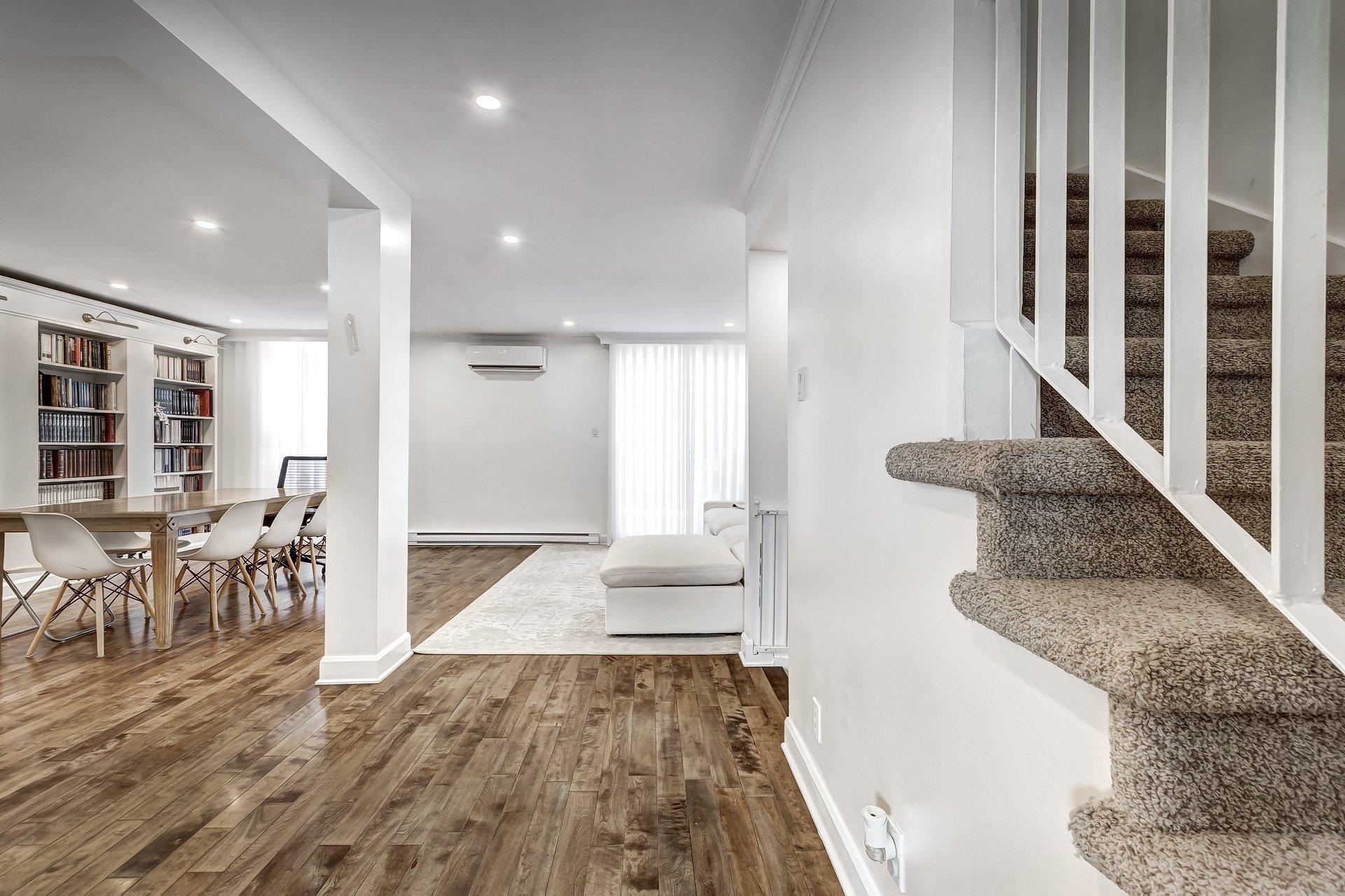 









5601


Ch. Merrimac

,
Côte-Saint-Luc,




QC
H4W1S5

