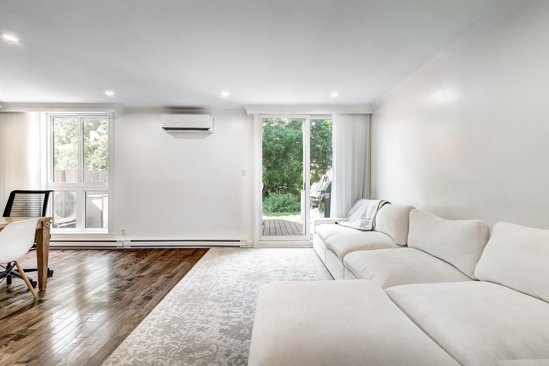 









5601


Ch. Merrimac

,
Côte-Saint-Luc,




QC
H4W1S5

