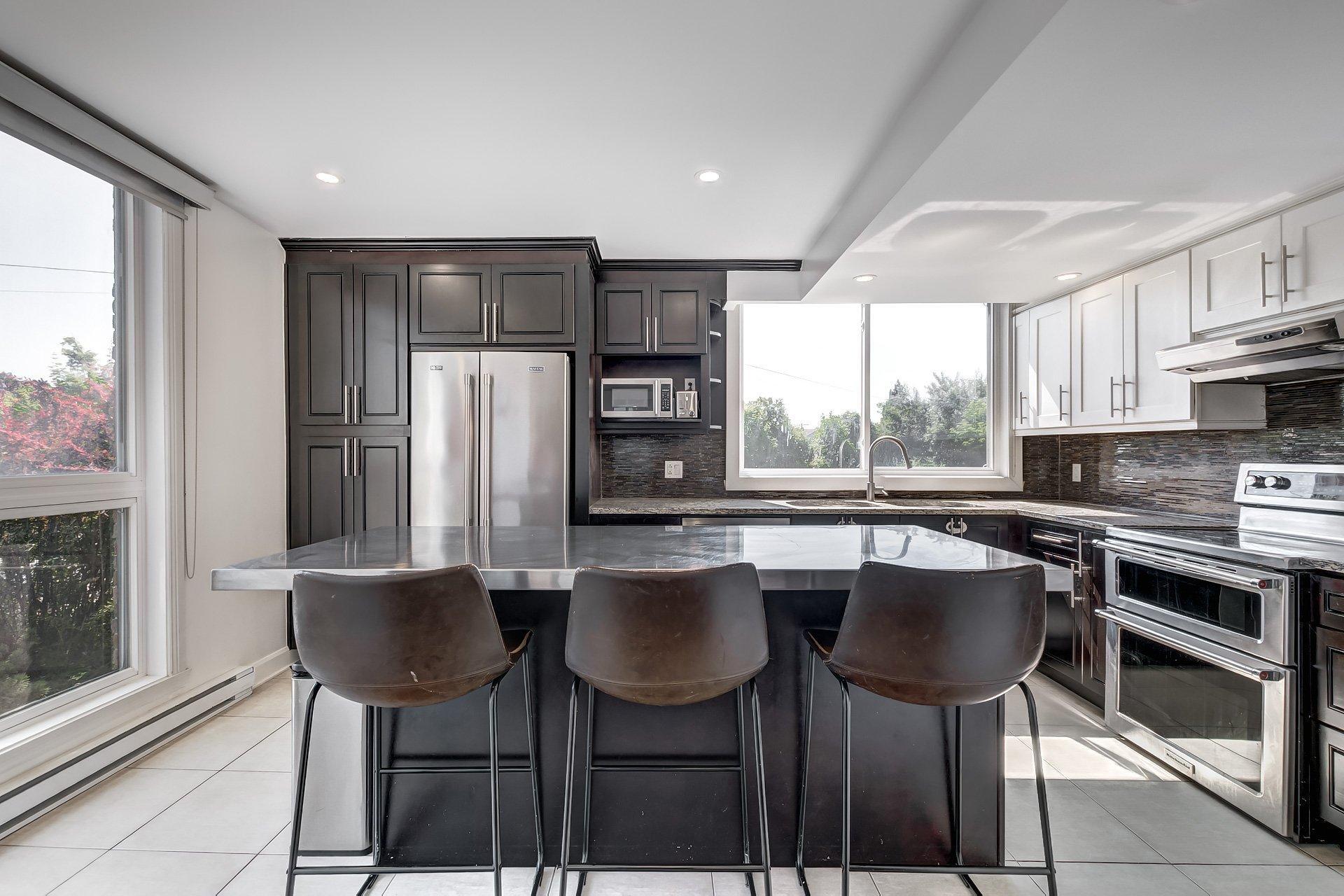 









5601


Ch. Merrimac

,
Côte-Saint-Luc,




QC
H4W1S5

