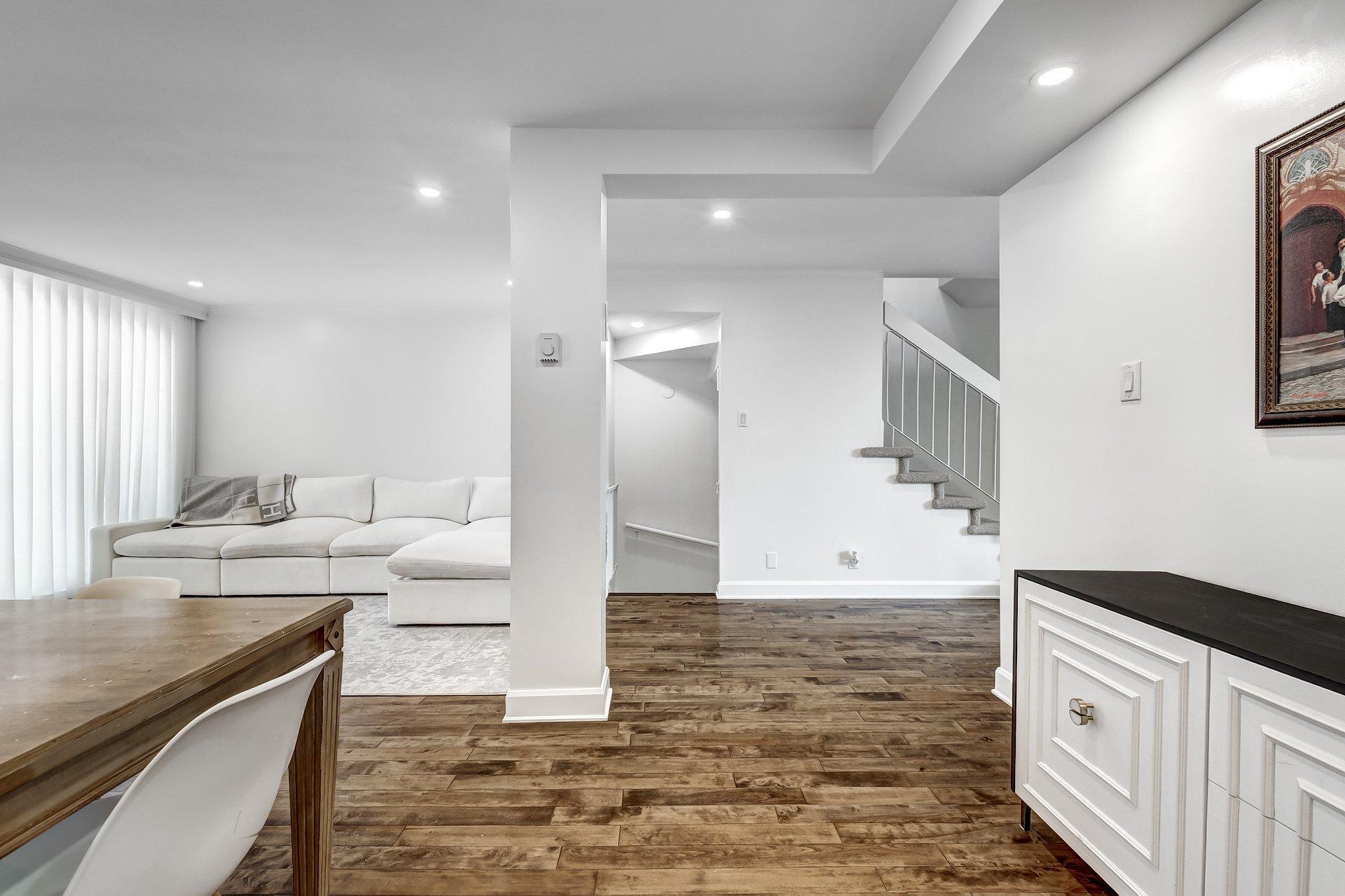 









5601


Ch. Merrimac

,
Côte-Saint-Luc,




QC
H4W1S5

