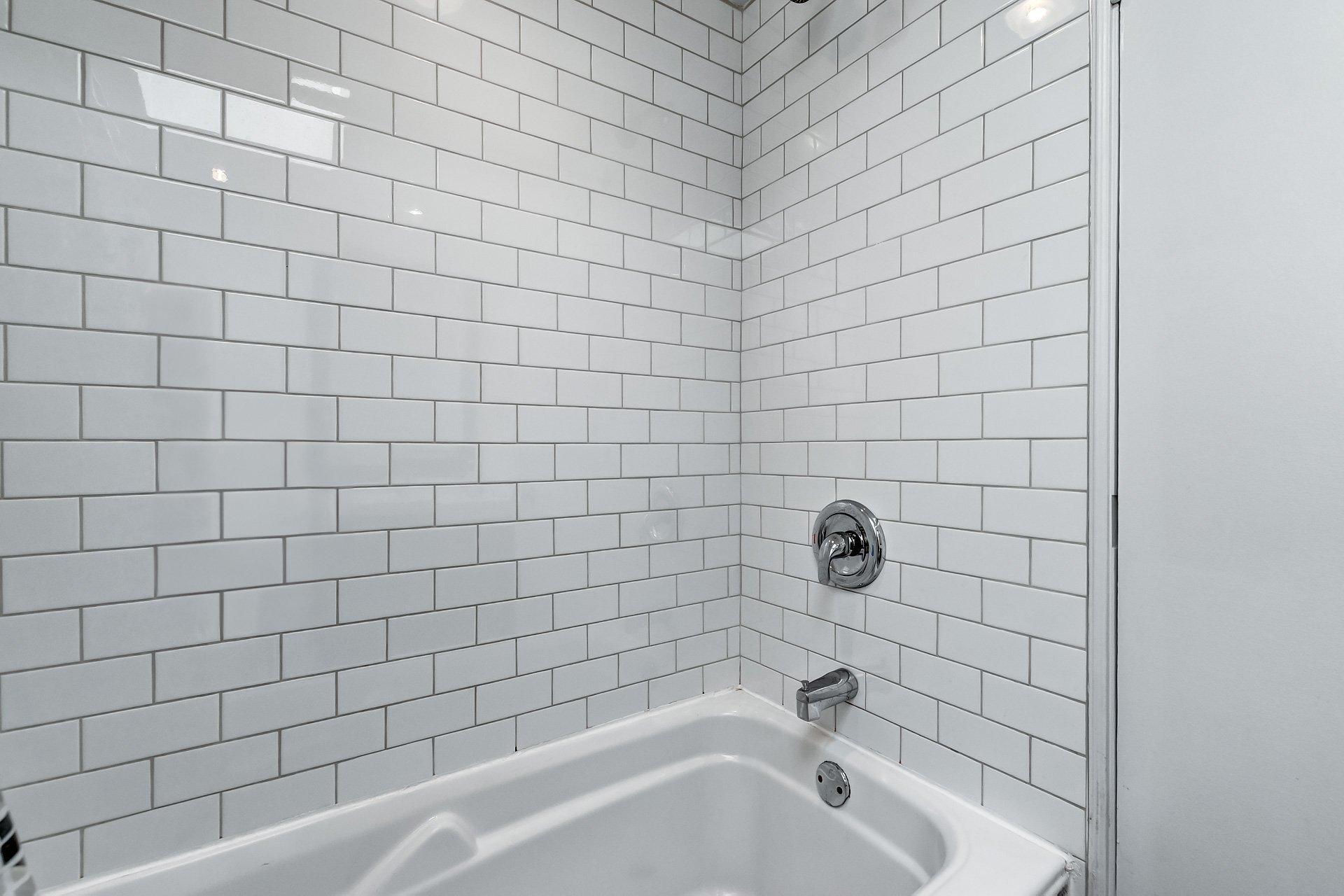 









5601


Ch. Merrimac

,
Côte-Saint-Luc,




QC
H4W1S5

