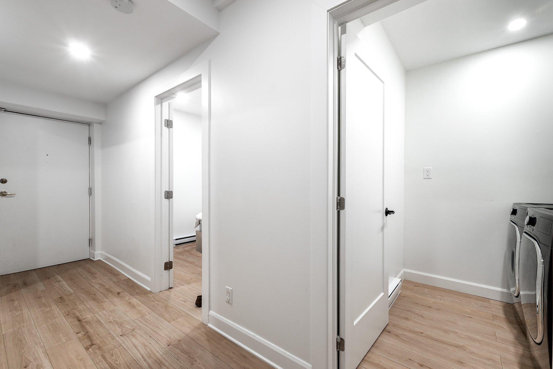 









5601


Ch. Merrimac

,
Côte-Saint-Luc,




QC
H4W1S5

