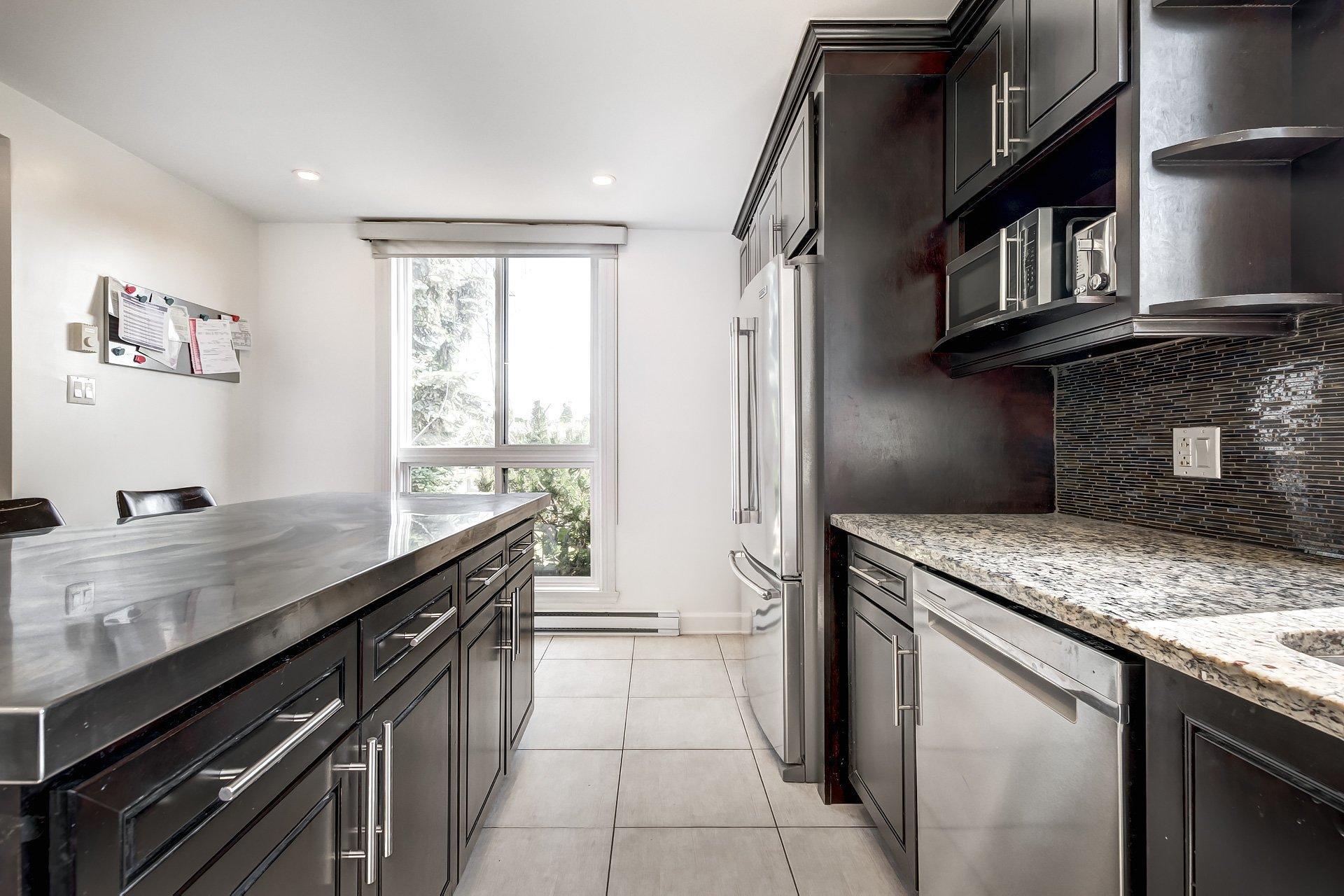 









5601


Ch. Merrimac

,
Côte-Saint-Luc,




QC
H4W1S5

