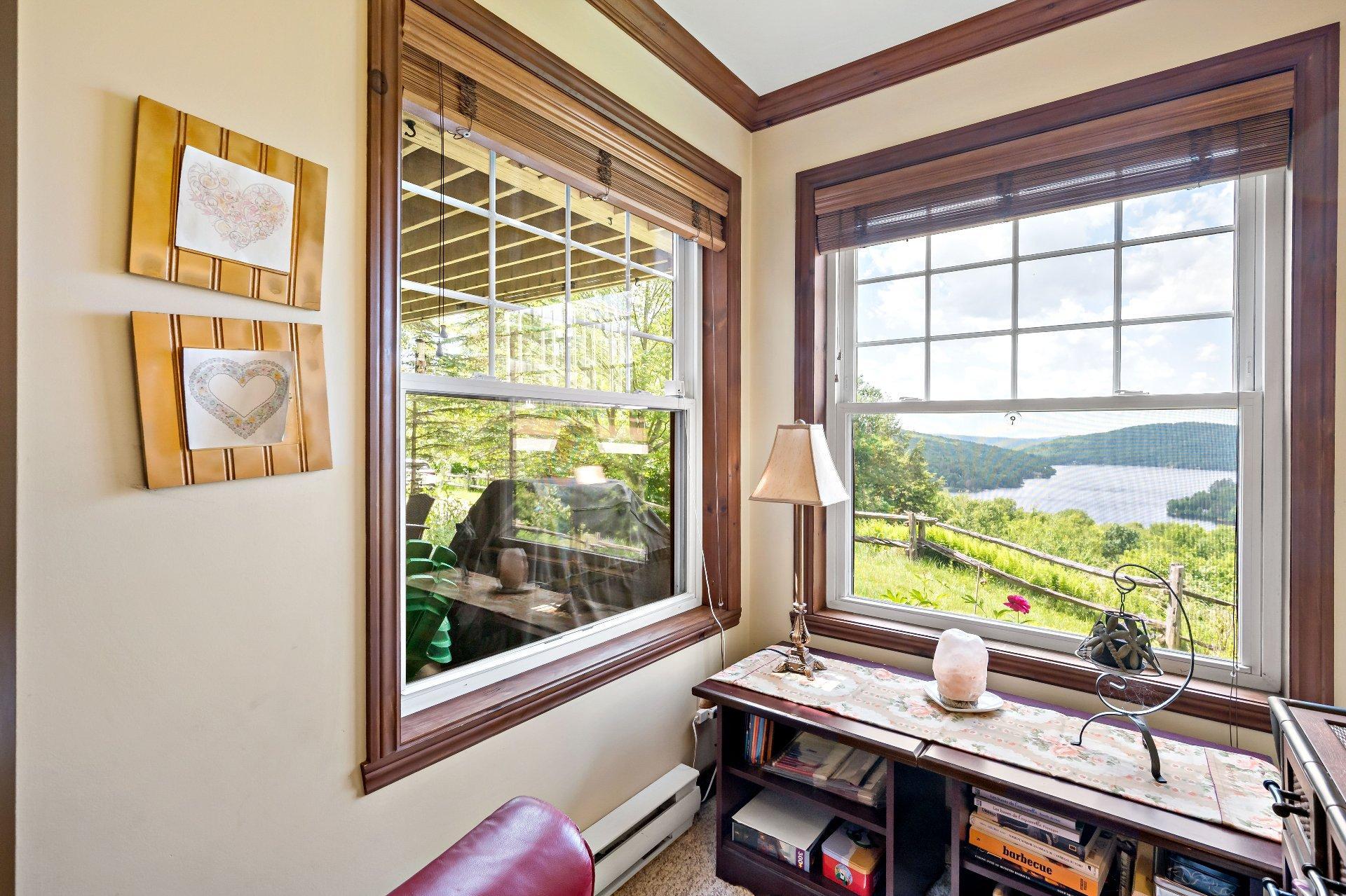 









156


Rue du Mont-Plaisant

, 1,
Mont-Tremblant,




QC
J8E1L2

