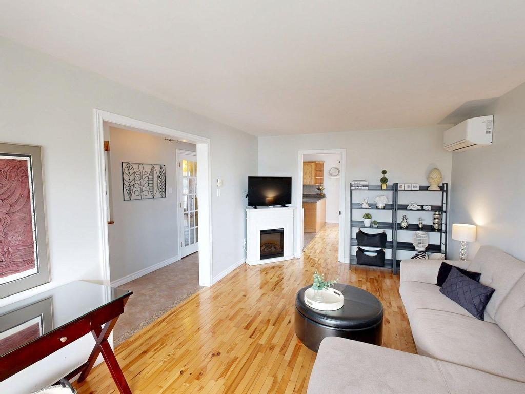 












181 Vicky Crescent

,
Eastern Passage,




NS
B3G 1T3

