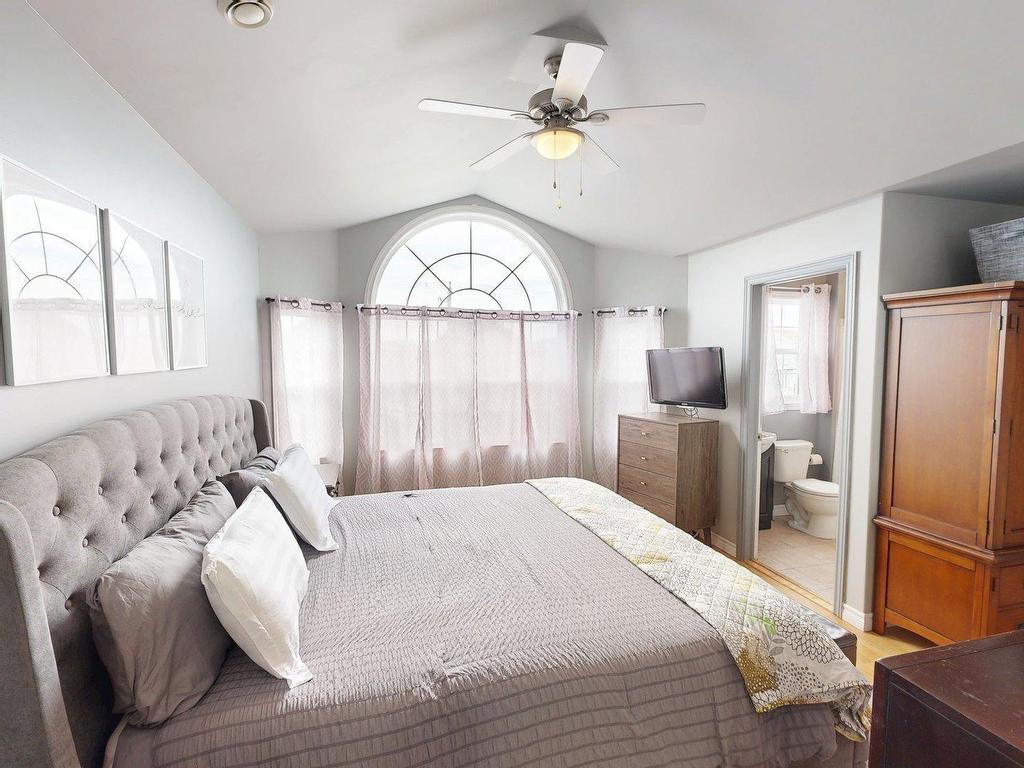 












181 Vicky Crescent

,
Eastern Passage,




NS
B3G 1T3

