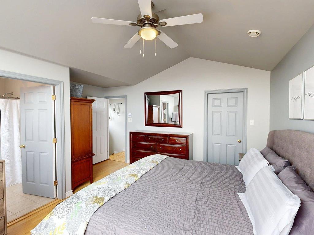 












181 Vicky Crescent

,
Eastern Passage,




NS
B3G 1T3

