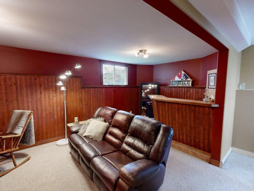 












181 Vicky Crescent

,
Eastern Passage,




NS
B3G 1T3

