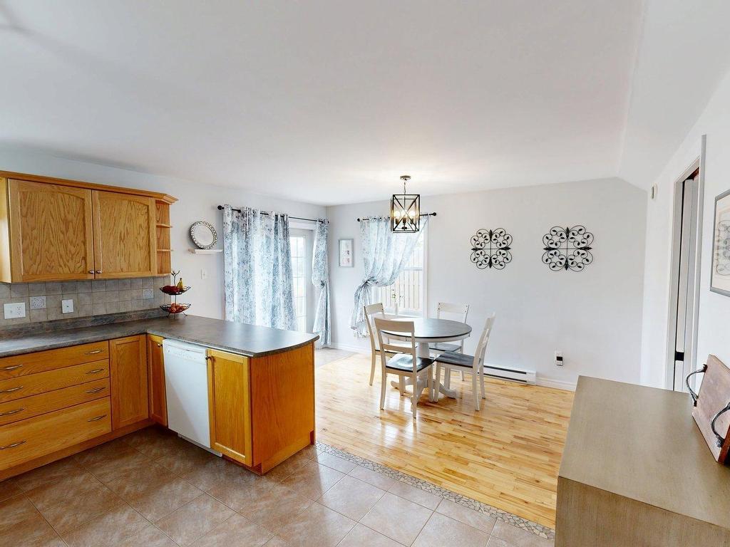 












181 Vicky Crescent

,
Eastern Passage,




NS
B3G 1T3

