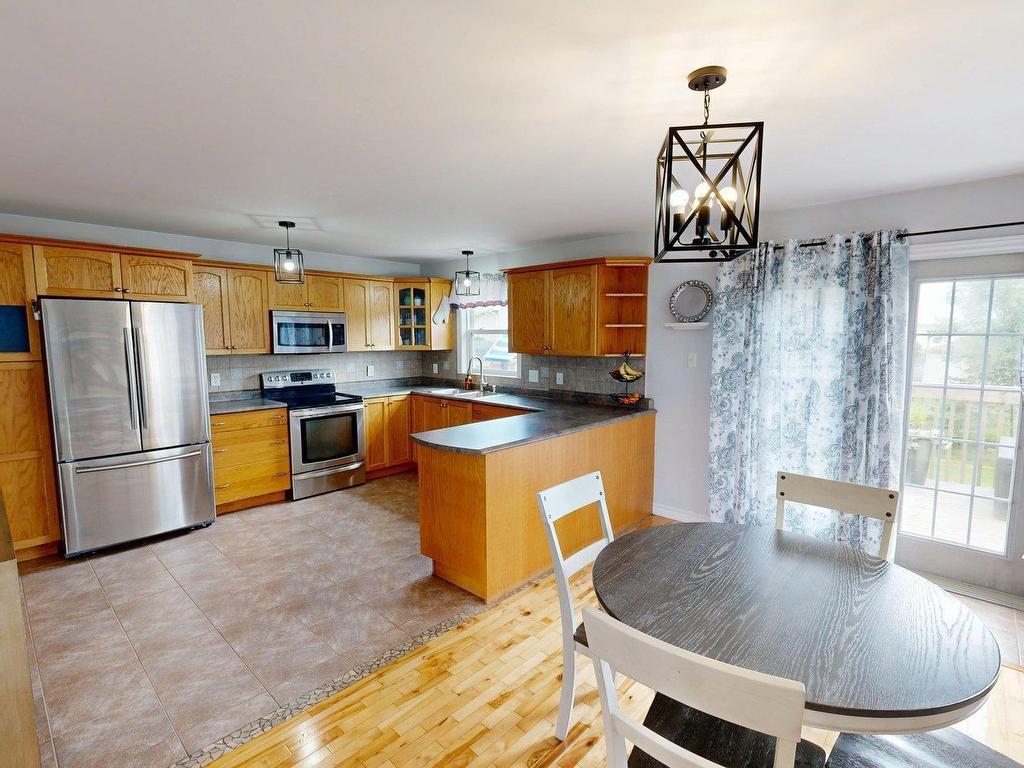 












181 Vicky Crescent

,
Eastern Passage,




NS
B3G 1T3

