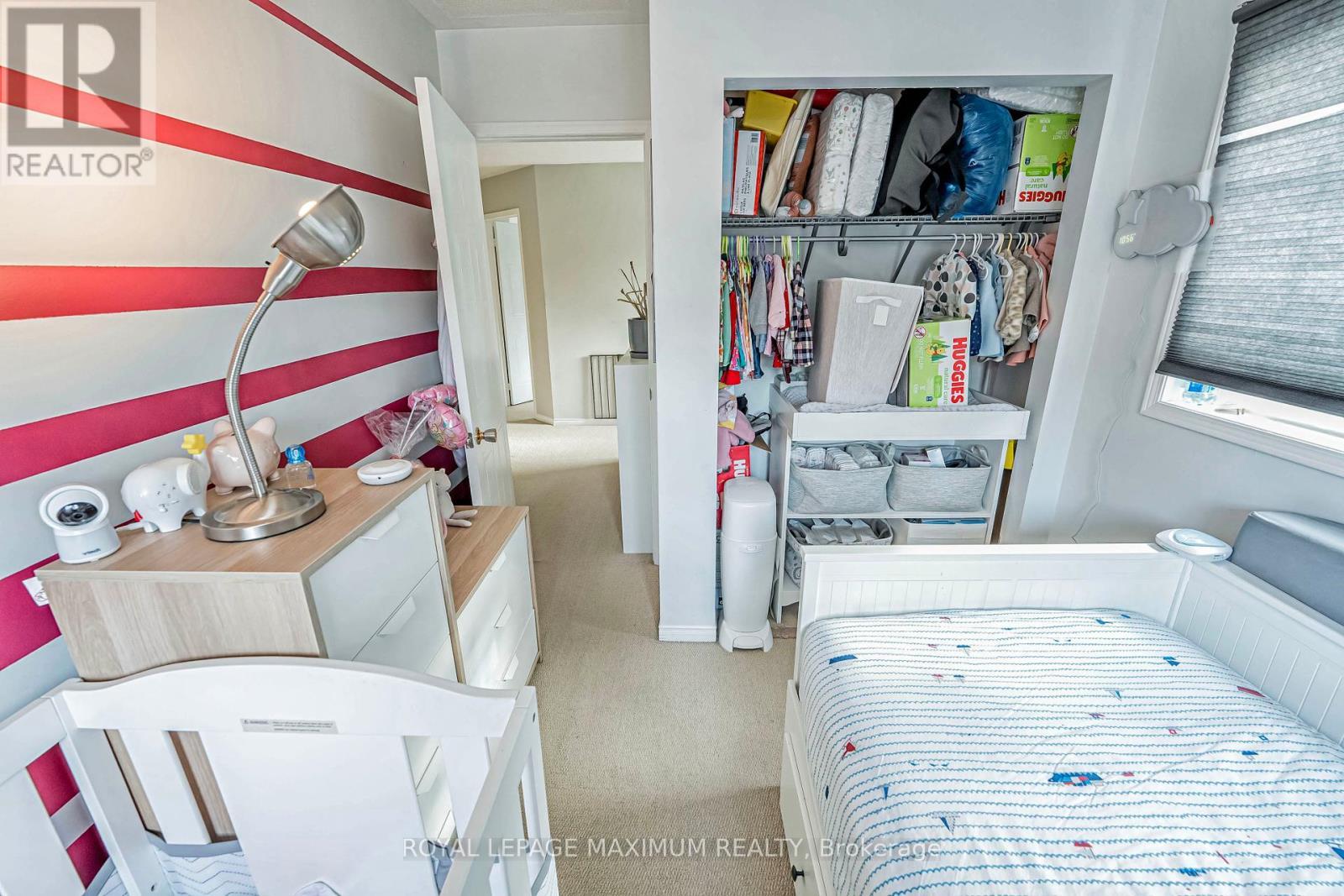 












21 PIONEER AVENUE

,
Toronto,




Ontario
M6M5H8

