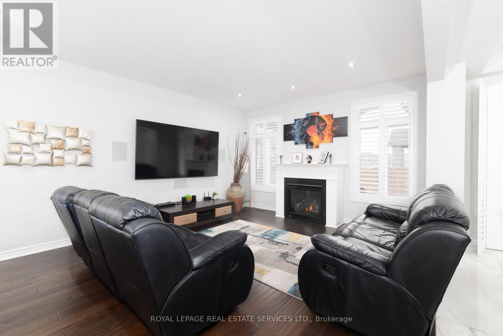 












17 NARBONNE CRESCENT

,
Hamilton,




Ontario
L8J0J7

