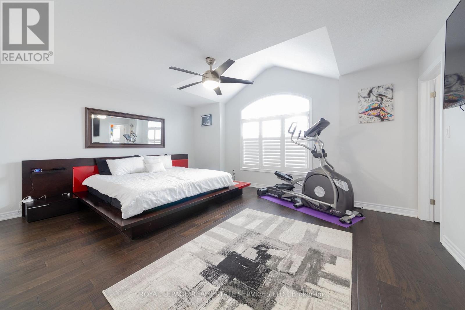 












17 NARBONNE CRESCENT

,
Hamilton,




Ontario
L8J0J7

