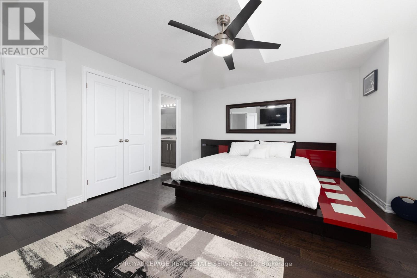 












17 NARBONNE CRESCENT

,
Hamilton,




Ontario
L8J0J7

