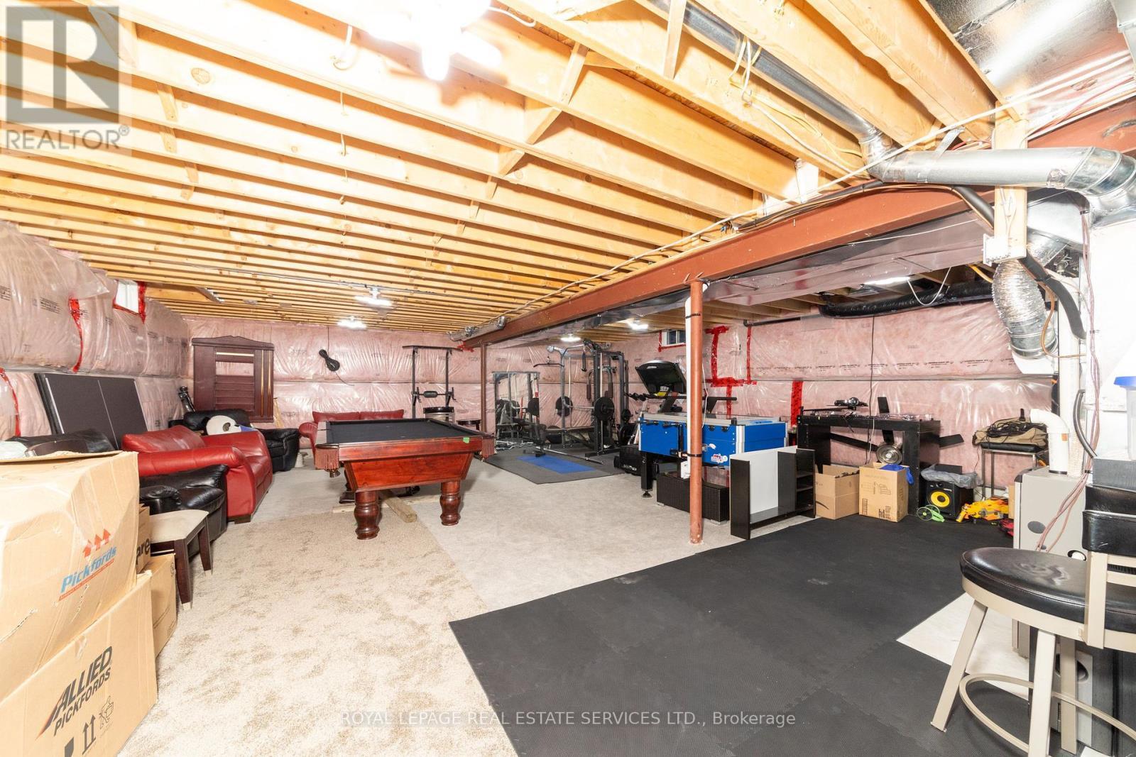 












17 NARBONNE CRESCENT

,
Hamilton,




Ontario
L8J0J7

