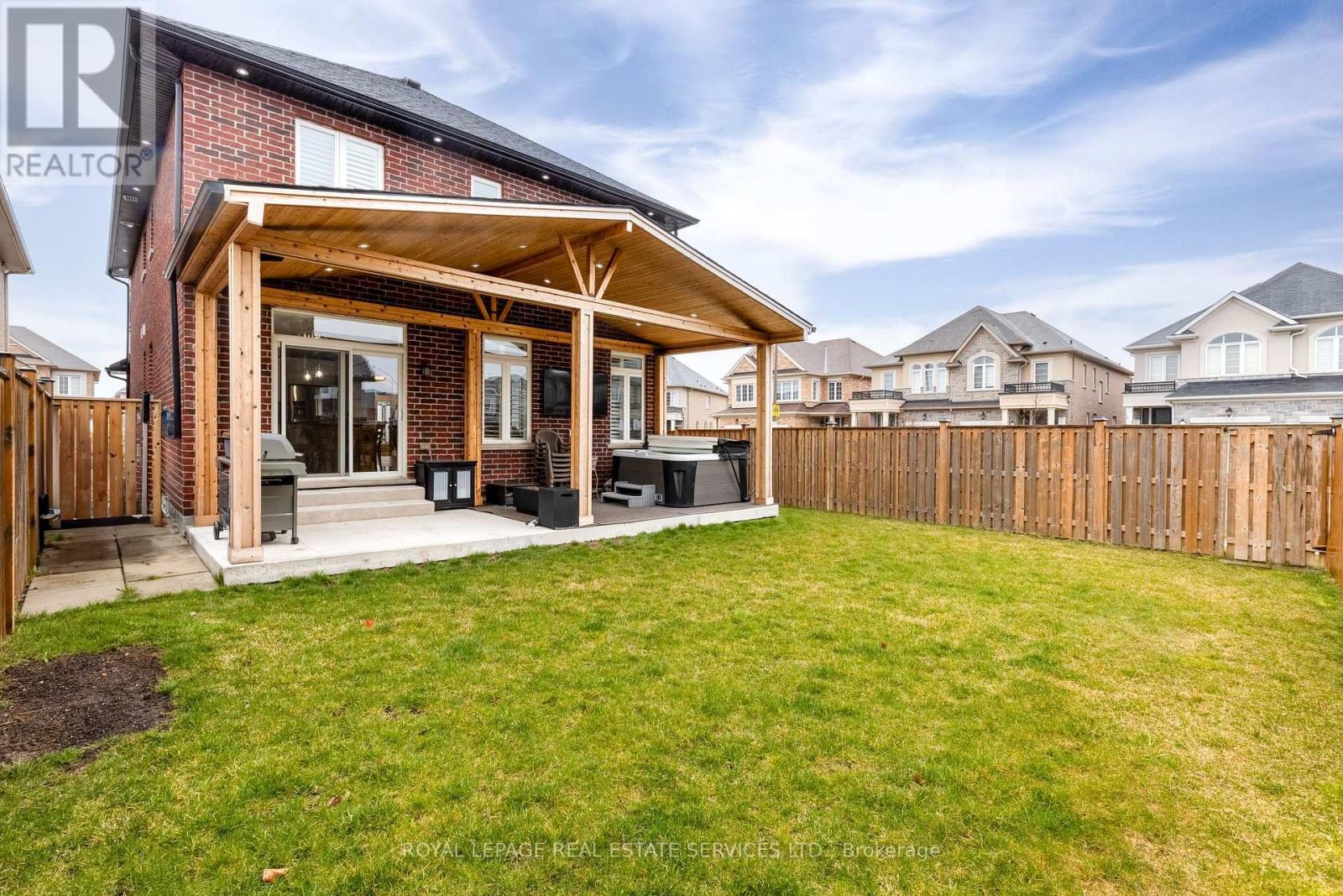 












17 NARBONNE CRESCENT

,
Hamilton,




Ontario
L8J0J7

