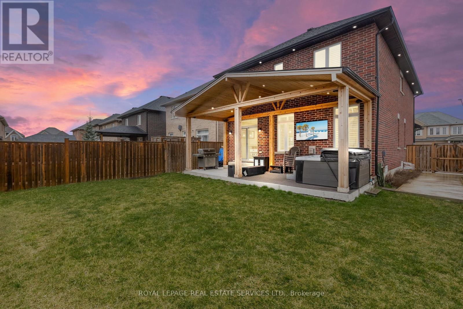 












17 NARBONNE CRESCENT

,
Hamilton,




Ontario
L8J0J7

