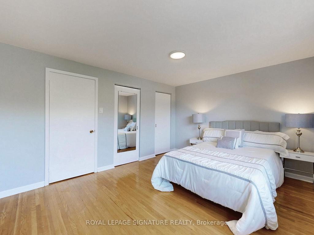 









61


Centre

Street South,
Brampton,




ON
L6W 2X7

