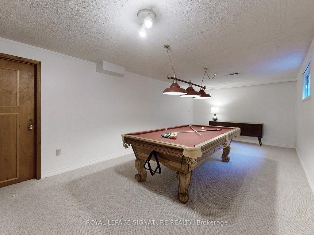 









61


Centre

Street South,
Brampton,




ON
L6W 2X7

