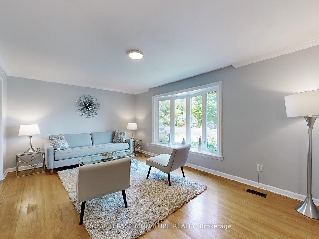 









61


Centre

Street South,
Brampton,




ON
L6W 2X7

