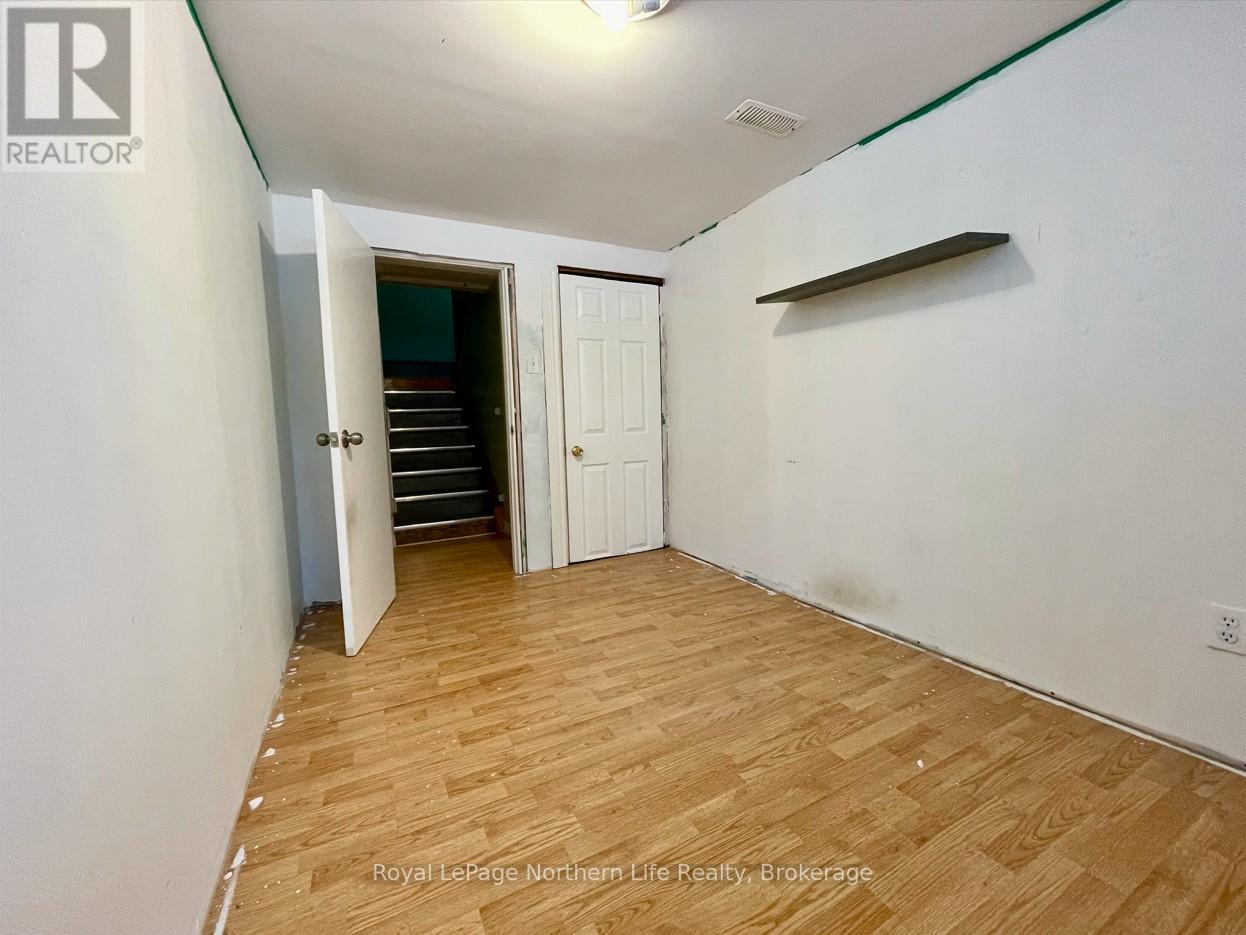 












450 MCCONNELL STREET

,
Mattawa,




Ontario
P0H1V0

