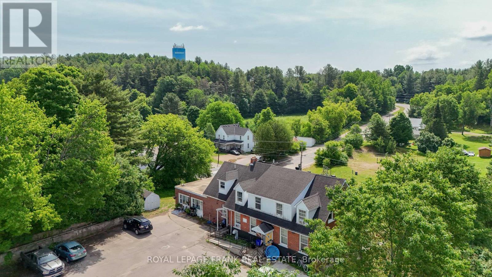 












33 FLINT AVENUE

,
Bancroft (Bancroft Ward),




Ontario
K0L1C0

