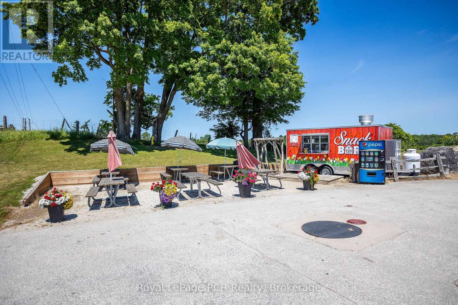 












177569 GREY RD 18 ROAD

,
Georgian Bluffs,




Ontario
N4K5N5

