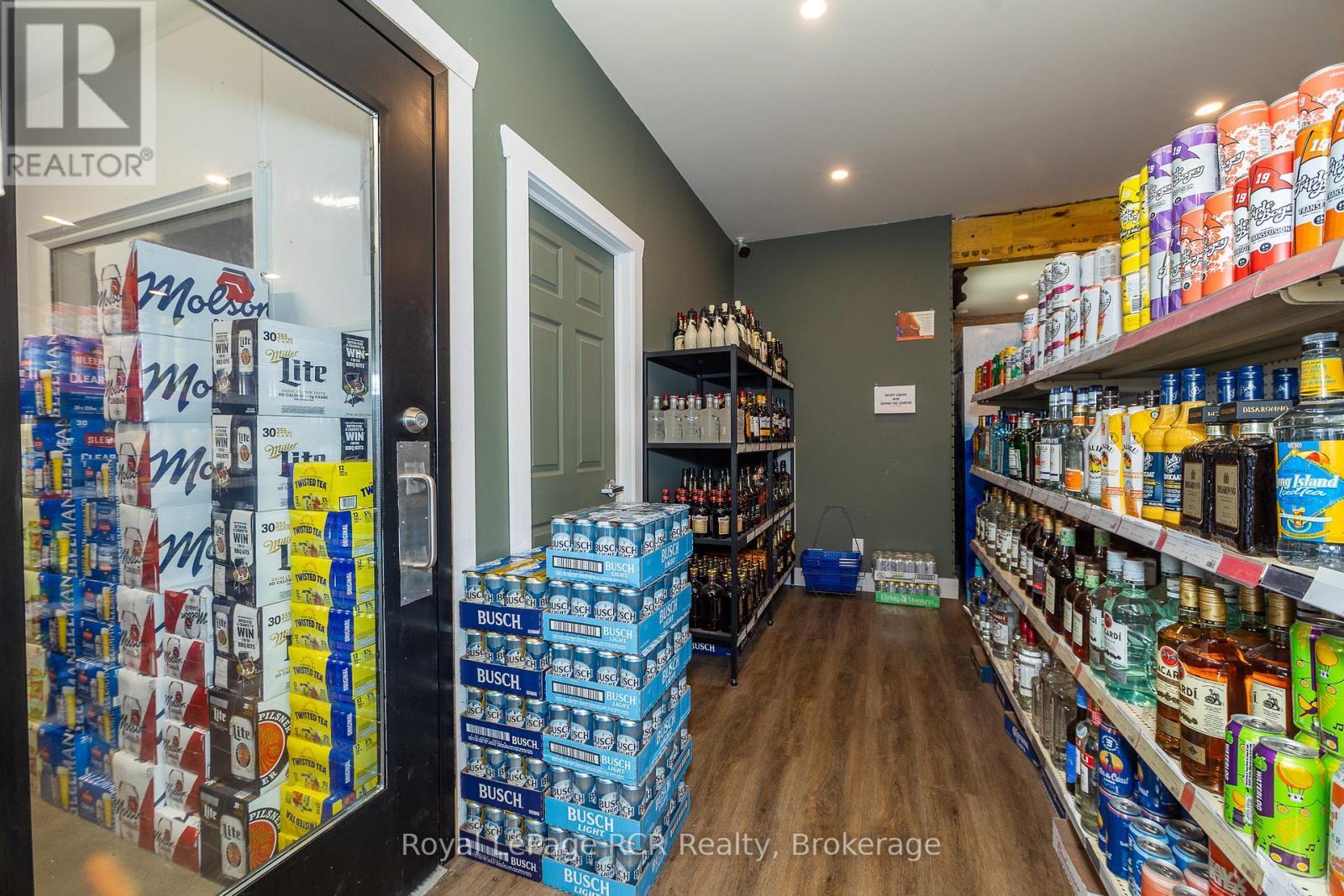












177569 GREY RD 18 ROAD

,
Georgian Bluffs,




Ontario
N4K5N5


