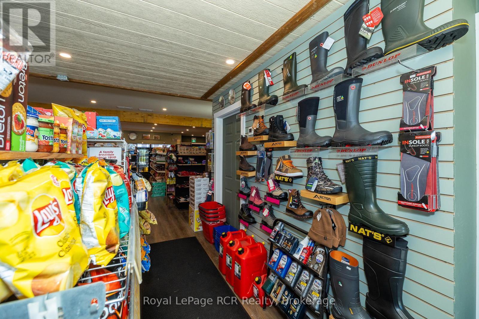 












177569 GREY RD 18 ROAD

,
Georgian Bluffs,




Ontario
N4K5N5

