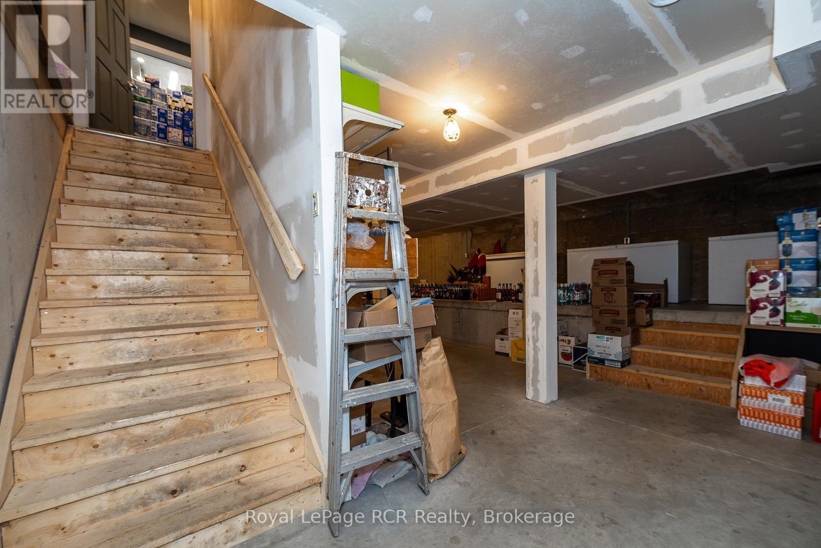 












177569 GREY RD 18 ROAD

,
Georgian Bluffs,




Ontario
N4K5N5

