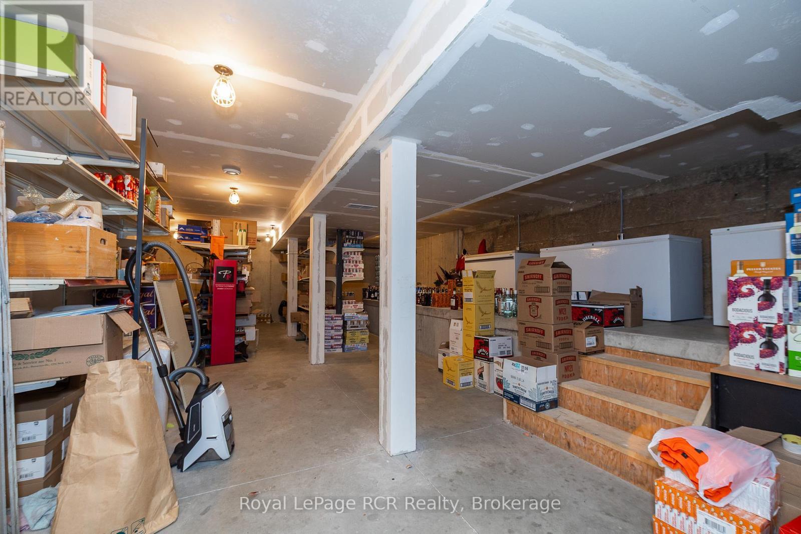 












177569 GREY RD 18 ROAD

,
Georgian Bluffs,




Ontario
N4K5N5

