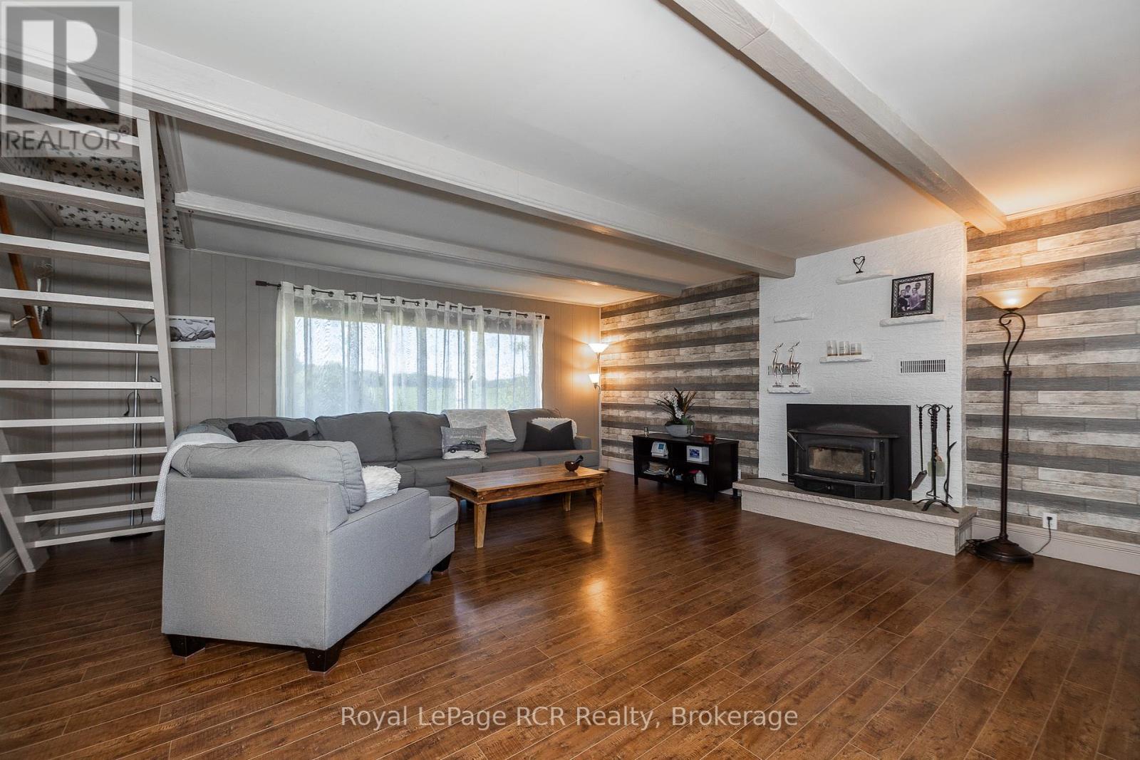 












177569 GREY RD 18 ROAD

,
Georgian Bluffs,




Ontario
N4K5N5

