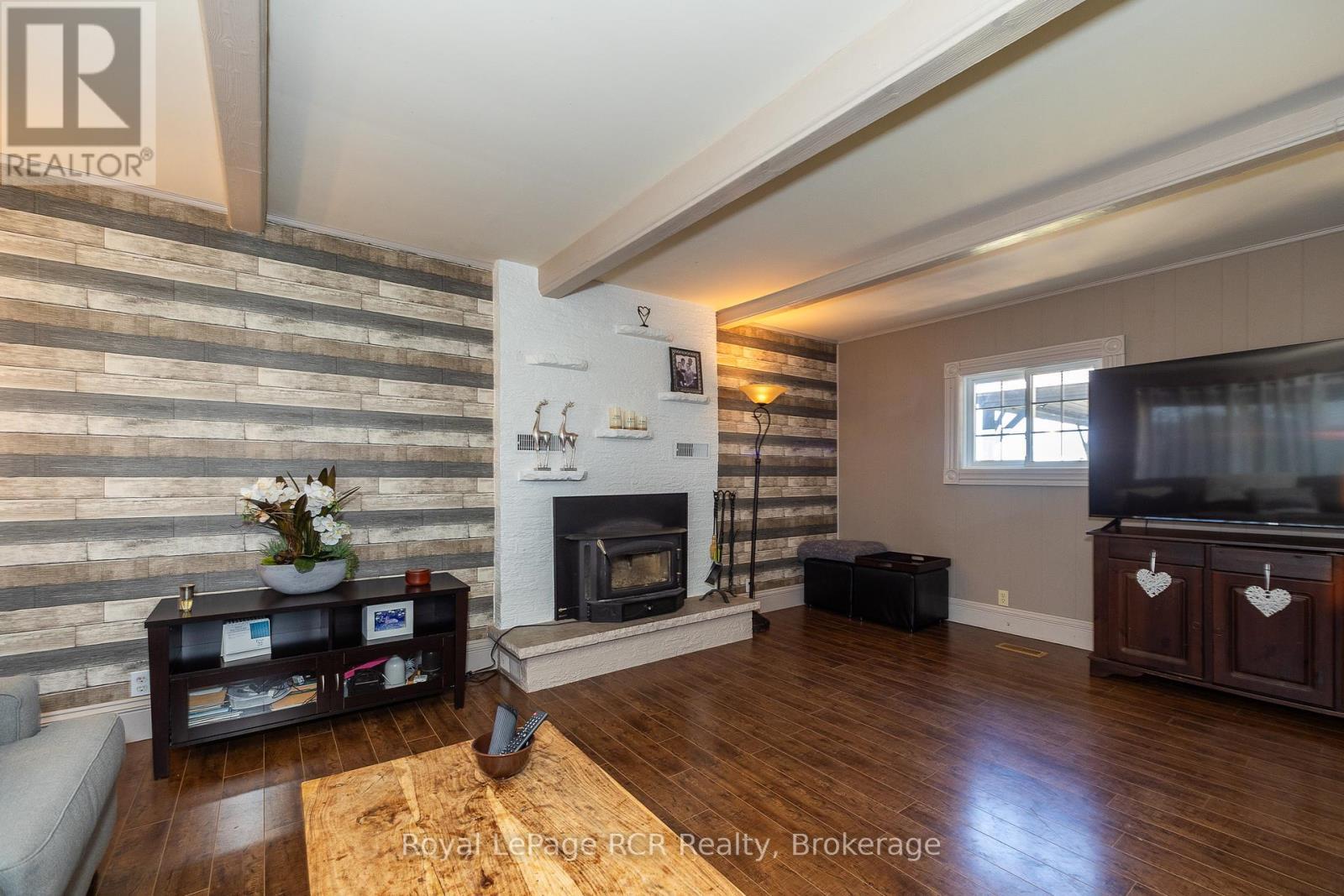 












177569 GREY RD 18 ROAD

,
Georgian Bluffs,




Ontario
N4K5N5

