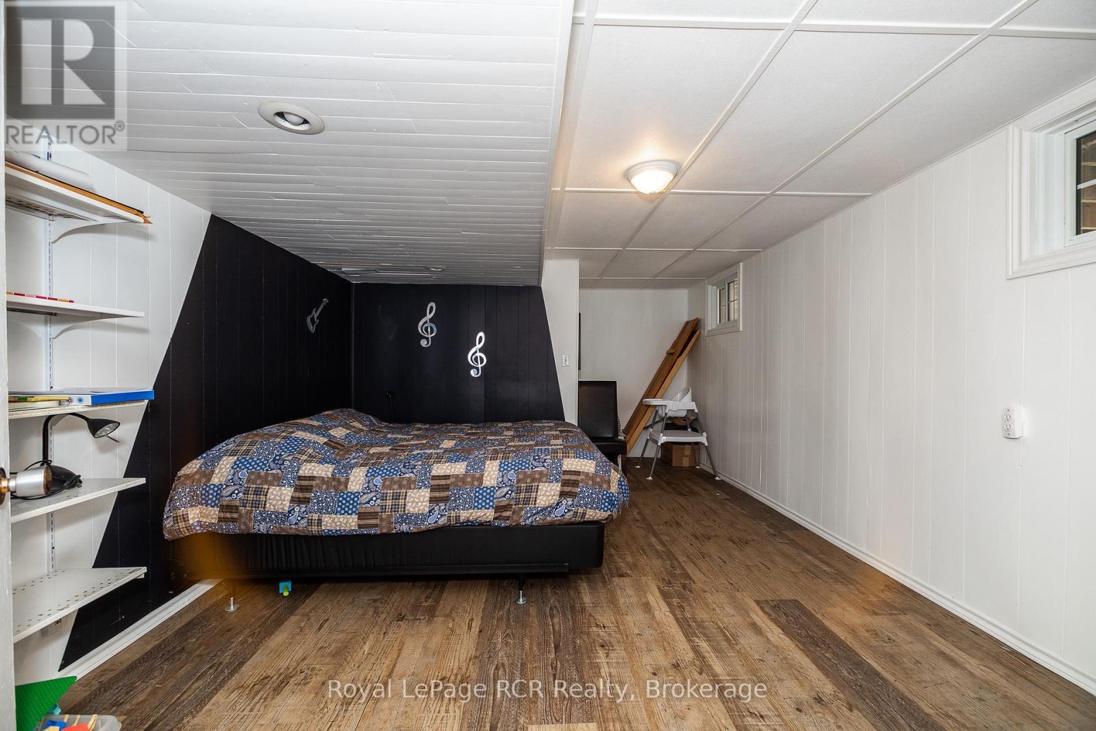 












177569 GREY RD 18 ROAD

,
Georgian Bluffs,




Ontario
N4K5N5

