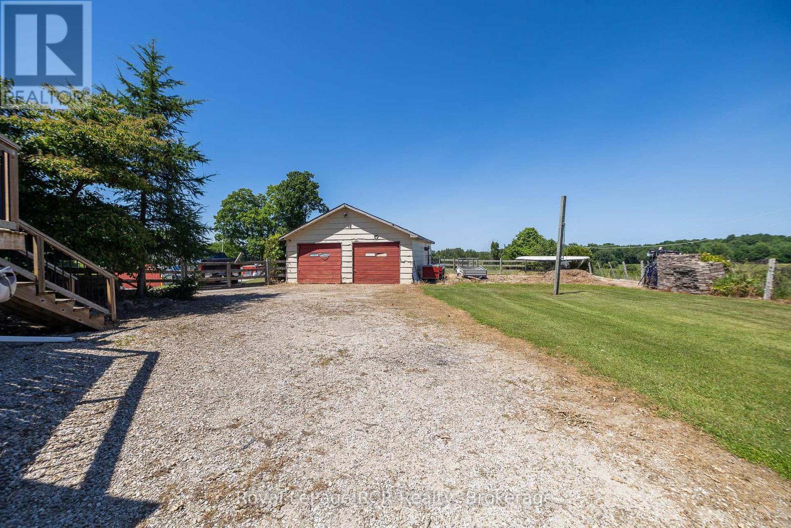 












177569 GREY RD 18 ROAD

,
Georgian Bluffs,




Ontario
N4K5N5

