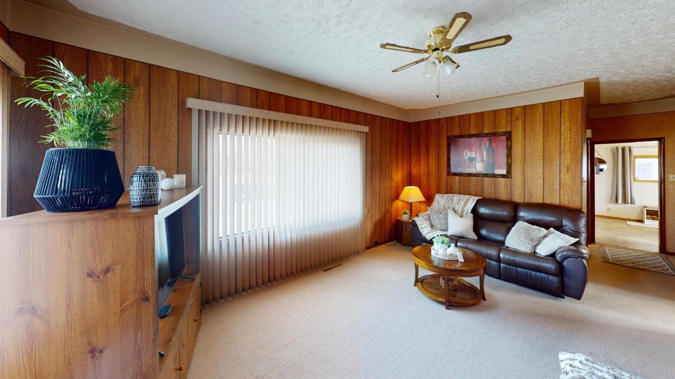 









200


3rd

Avenue,
Cranbrook,




BC
V1C 2B7

