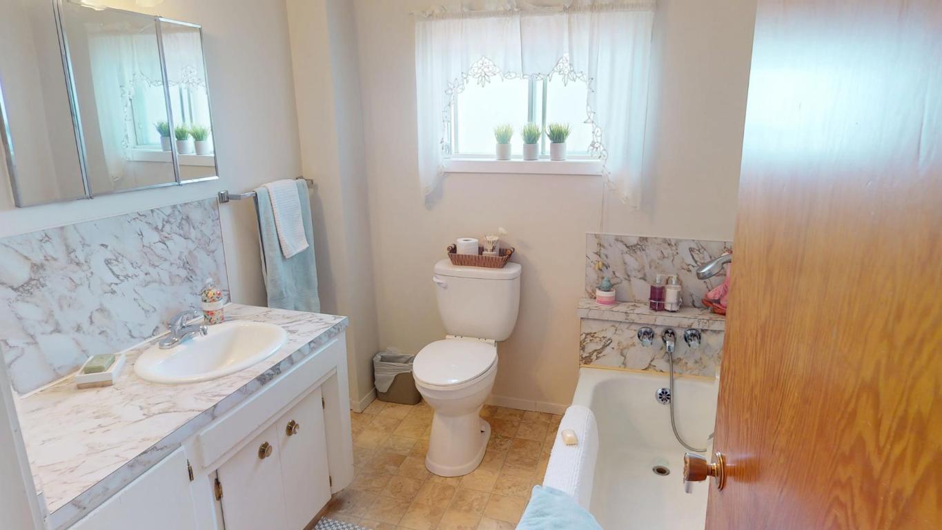 









200


3rd

Avenue,
Cranbrook,




BC
V1C 2B7

