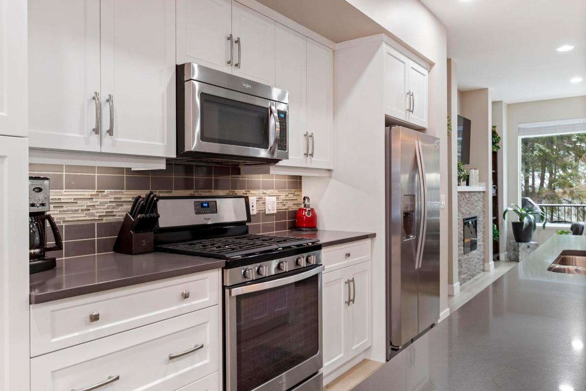 









2490


Tuscany

Drive, 48,
West Kelowna,




BC
V4T 3M4

