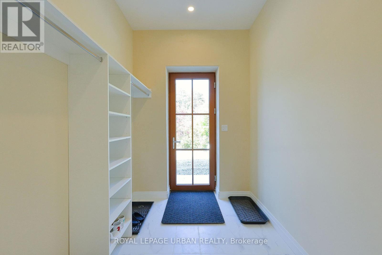 












800 RYE ROAD

,
South River,




Ontario
P0A1Z0

